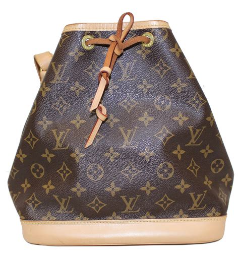 louis vuitton petit noe monogram shoulder bag